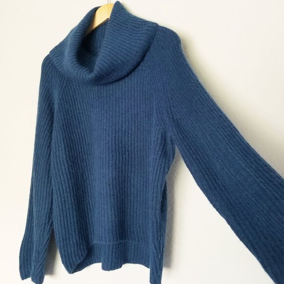J. Crew Point Sur Ribbed Turtleneck Sweater M Chunky Teal Blue Mohair Wool  Knit - Picture 7 of 14